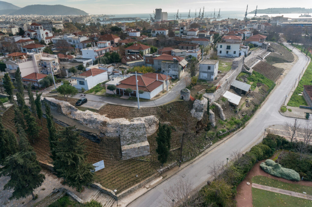 Βόλος: Ξενάγηση σε «Κάστρο – Παλαιά» – Ιωλκό, ένα εμπορικό θαλάσσιο κέντρο της Μεσογείου 5.000 χρόνων