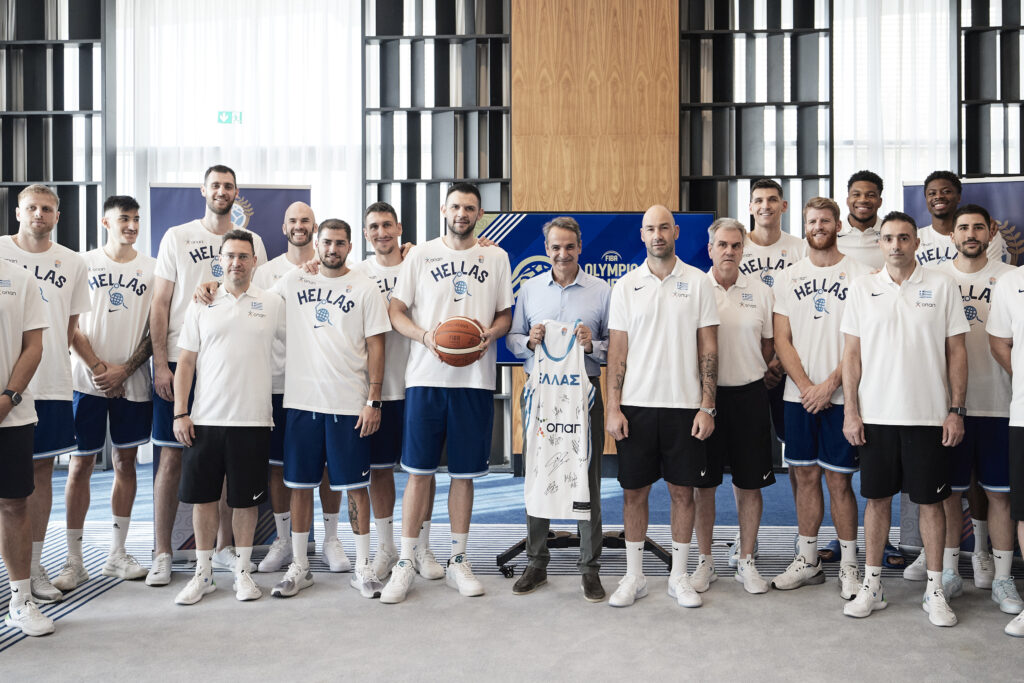Ο Κυρ. Μητσοτάκης συνάτησε τους αθλητές της Εθνικής Ομάδας Μπάσκετ – «Η σχέση μας είναι γνωστή και δεδομένη»