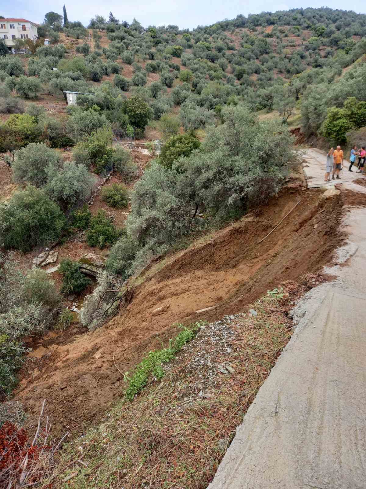 Κάτοικοι του Φυτόκου διαμαρτύρονται για  υποδομές που δεν αποκαταστάθηκαν μετά τις πλημμύρες